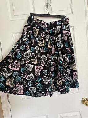 LuLaRoe Heart Print Circle Skirt Women’s Large Black Pink Blue Stretch Midi